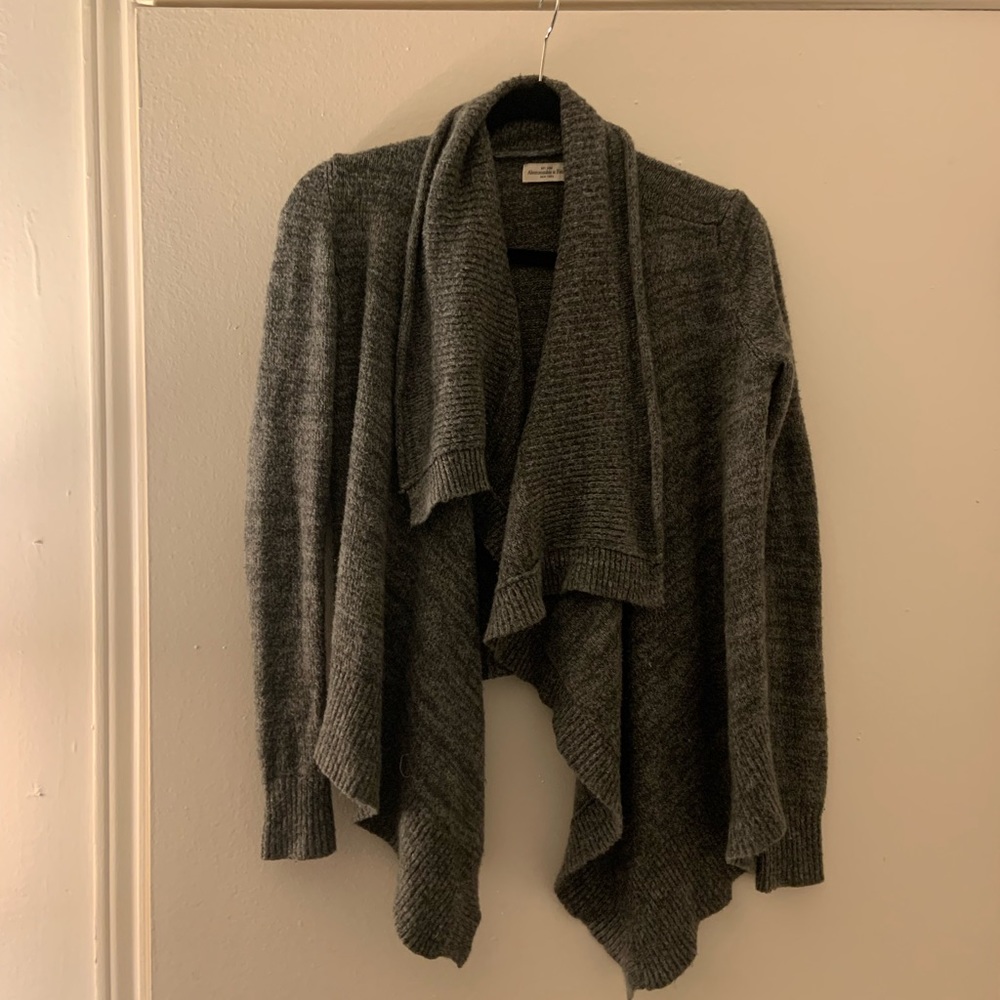 Abercrombie & Fitch Gray Women’s Cardigan